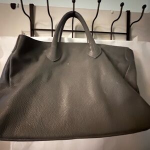 Mark and Graham woman’s bag